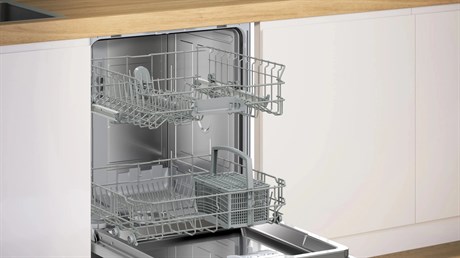 фото: Посудомоечная машина Bosch SMV24AX04E