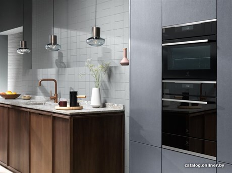 фото: Духовой шкаф Electrolux KOAAS31CX