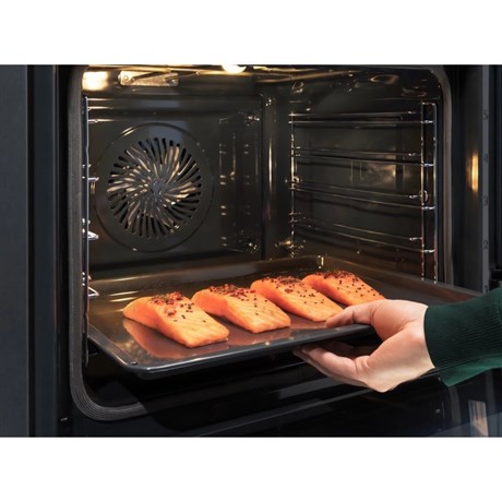 фото: Духовой шкаф Electrolux KOCBP39H