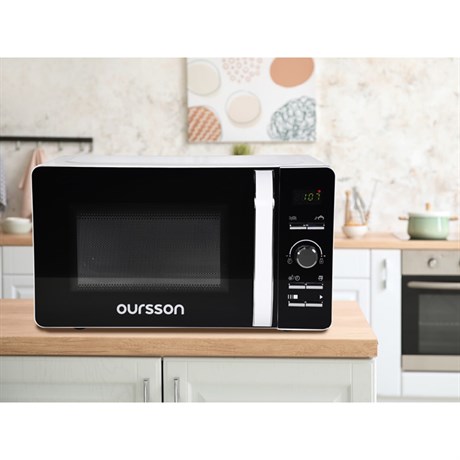 фото: Микроволновая печь Oursson MD2033/WH