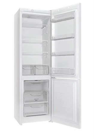 фото: Холодильник Indesit DS 3200 W
