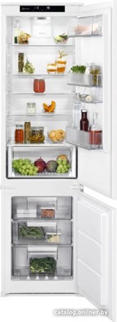 фото: Холодильник Electrolux LNS6TE19S