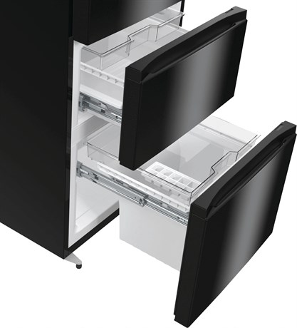 фото: Холодильник Hisense RM469N4AFD1