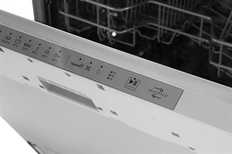 фото: Посудомоечная машина Hotpoint HI 4B66WS