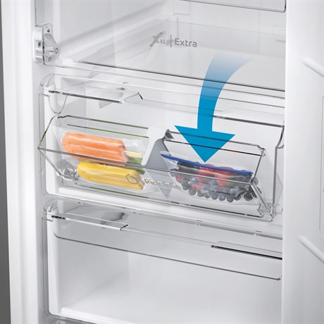 фото: Морозильная камера Indesit DFZ 4150 G