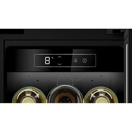 фото: Винный шкаф Neff KU9202HF0