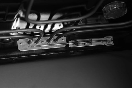 фото: Духовой шкаф Indesit IBFTE 3844 J BL