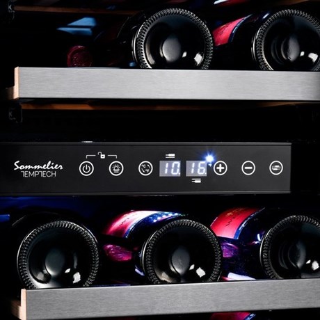 фото: Винный шкаф Temptech SOMQ38DRB-24