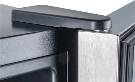 фото: Винный шкаф Temptech WP120DCB