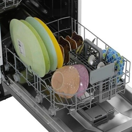 фото: Посудомоечная машина Hotpoint HIS 1C55 D