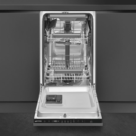 фото: Посудомоечная машина Smeg ST4523IN