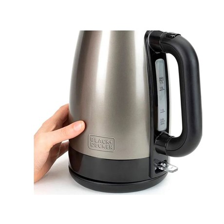 фото: Электрический чайник Black & Decker BXKE2201E