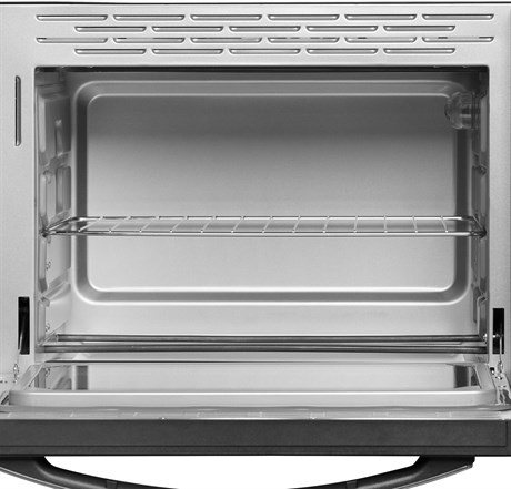 фото: Минипечь BBK OE4037M черный