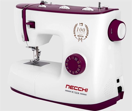 фото: Швейная машина Necchi K132A