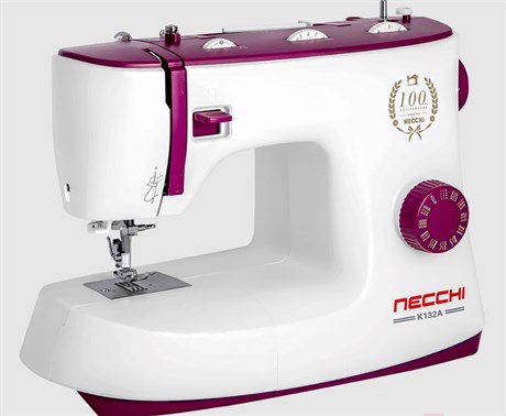 фото: Швейная машина Necchi K132A