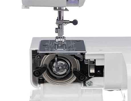 фото: Швейная машина Janome Juno 1815