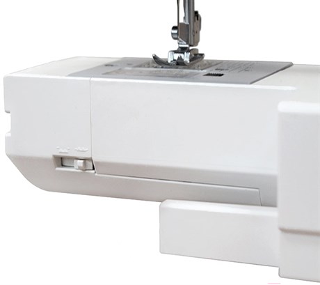 фото: Швейная машина Janome HD6130