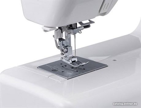 фото: Швейная машина Janome EQ25