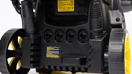 фото: Мойка высокого давления CHAMPION HP3200