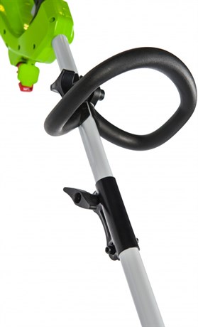 фото: Снегоуборщик Greenworks GD40SSK4