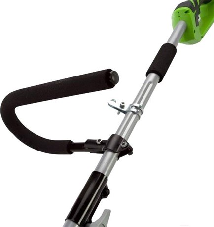 фото: Триммер Greenworks GST1246
