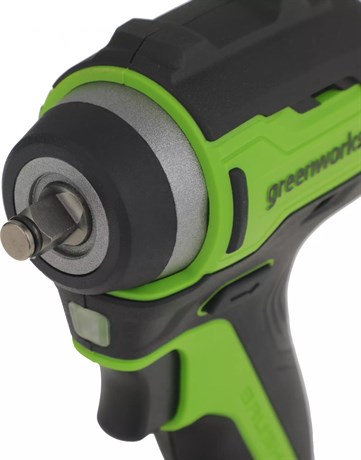 фото: Гайковерт Greenworks G24IW200