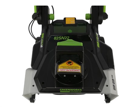 фото: Снегоуборщик Greenworks GD82ST