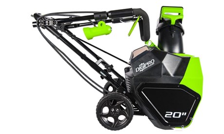 фото: Снегоуборщик Greenworks GD40ST