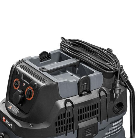 фото: Пылесос Bort BAX-600E