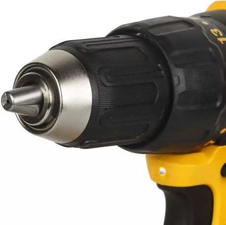 фото: Дрель-шуруповерт DeWalt DCD777M2T