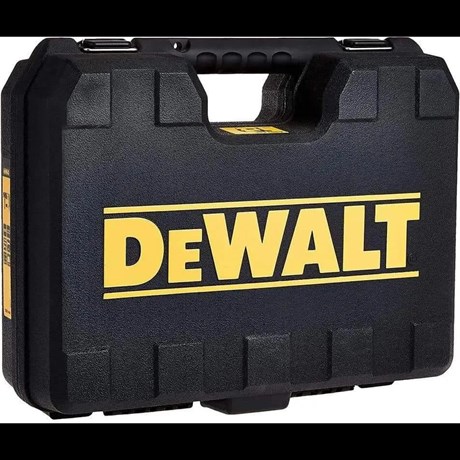 фото: Дрель-шуруповерт DeWalt DCD778M2T-QW