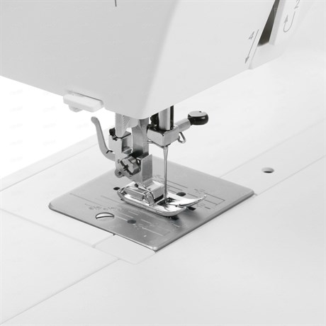 фото: Швейная машина Janome 1522 RD