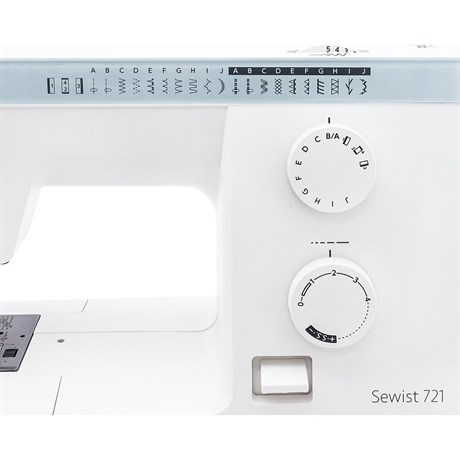 фото: Швейная машина Janome Sewist 721