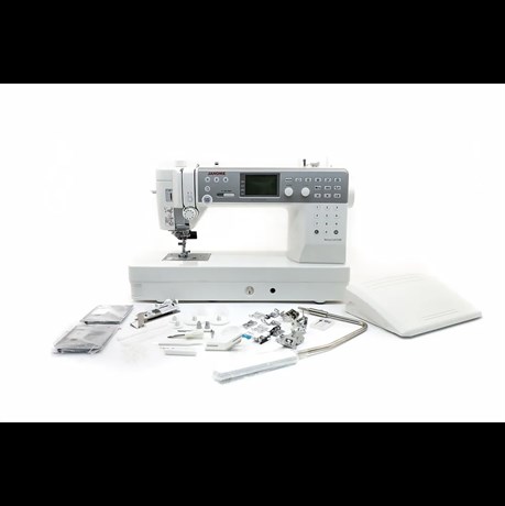 фото: Швейная машина Janome Memory Craft 6700P