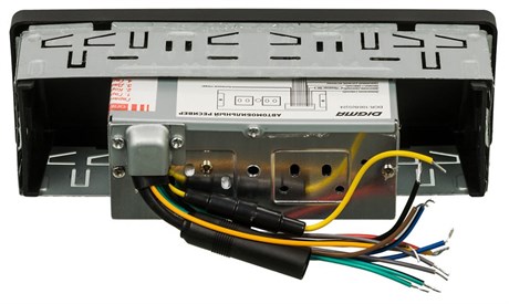 фото: Автомагнитола Digma DCR-100G24