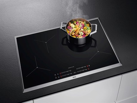 фото: Варочная панель AEG IAE84411XB