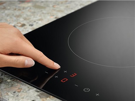 фото: Варочная панель Electrolux LHR3233CK
