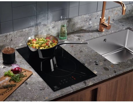 фото: Варочная панель Electrolux LIT30231C