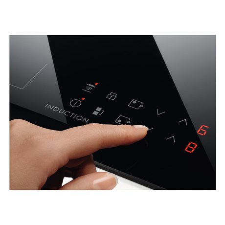 фото: Варочная панель Electrolux LIV63431BK