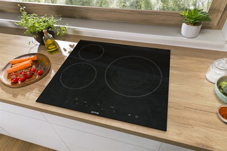 фото: Варочная панель Gorenje ECT63ASC