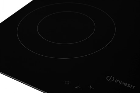 фото: Варочная панель Indesit IRT 260