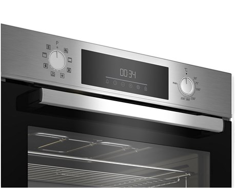 фото: Духовой шкаф Beko BBCM12300X