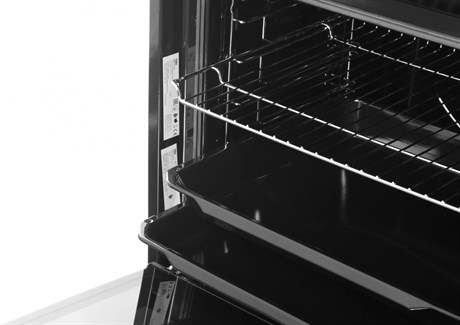 фото: Духовой шкаф Beko BBIE12300XD
