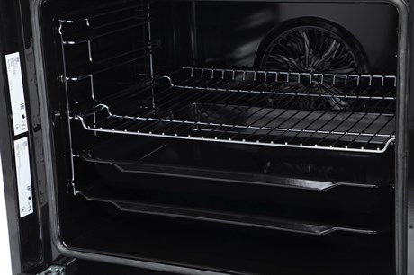 фото: Духовой шкаф Beko BBIE133002XD