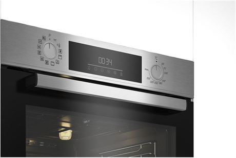 фото: Духовой шкаф Beko BBIM12301X