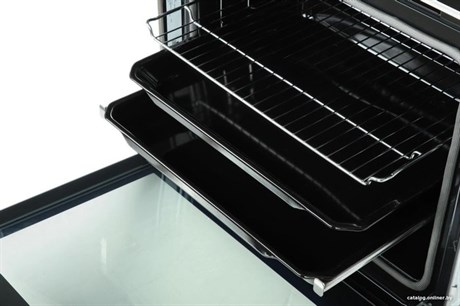 фото: Духовой шкаф Beko BBIM13300XPSE