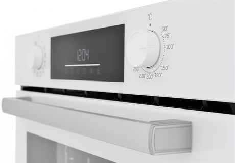 фото: Духовой шкаф Beko BBIM143N0W