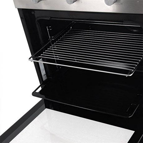 фото: Духовой шкаф Beko BIE 22100 XC