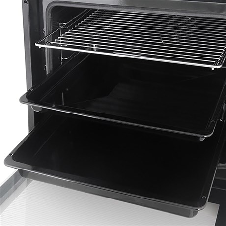 фото: Духовой шкаф Beko BIE 24301 W