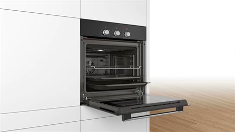 фото: Духовой шкаф Bosch HBF011BA0Q